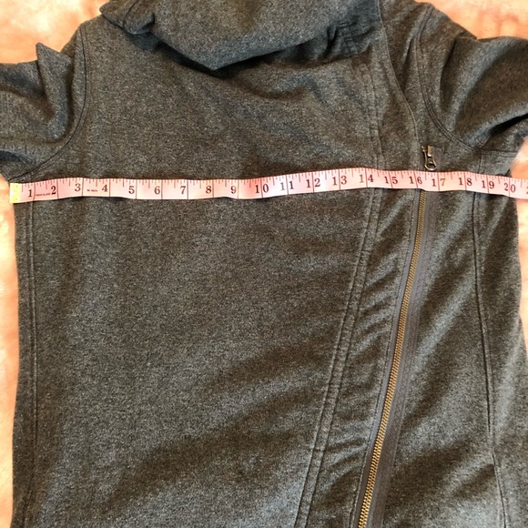 Lululemon METHOD Wrap!  Grey Sz 10 RARE 🦄! - Picture 11 of 13